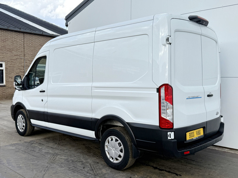 Ford E-Transit 75kWh 184PK 390 Elektrisch 75kWh 334km WLTP BEV Snelladen L2H2 Climate Control Tacho Carplay Camera Stoelverwarming Parkeersensoren voor achter - Dubă, Autoutilitară electrică: Foto 2 Ford E-Transit 75kWh 184PK 390 Elektrisch 75kWh 334km WLTP BEV Snelladen L2H2 Climate Control Tacho Carplay Camera Stoelverwarming Parkeersensoren voor achter - Dubă, Autoutilitară electrică: Foto 2