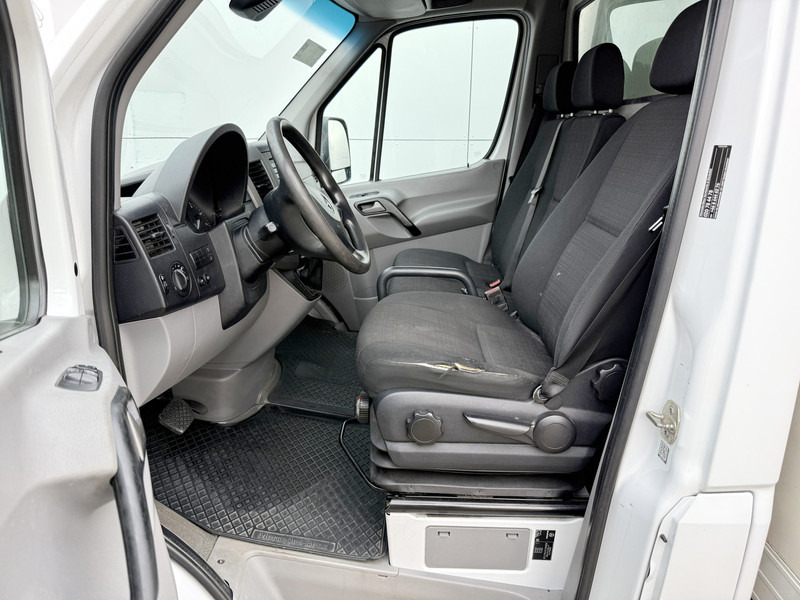 Mercedes-Benz Sprinter 316 2.2 CDI Automaat Laadklep Lane Assist Standkachel Climate Control Bakwagen Meubelbak - Autoutilitară box: Foto 5 Mercedes-Benz Sprinter 316 2.2 CDI Automaat Laadklep Lane Assist Standkachel Climate Control Bakwagen Meubelbak - Autoutilitară box: Foto 5