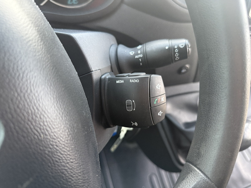 Autoutilitară box, Autoutilitară electrică Renault eMaster ZE 75PK 100% Elektrisch 57kWh 193km WLTP LED Airco Cruise Control Bakwagen Meubelbak Koffer Laadkabel: Foto 20 Autoutilitară box, Autoutilitară electrică Renault eMaster ZE 75PK 100% Elektrisch 57kWh 193km WLTP LED Airco Cruise Control Bakwagen Meubelbak Koffer Laadkabel: Foto 20