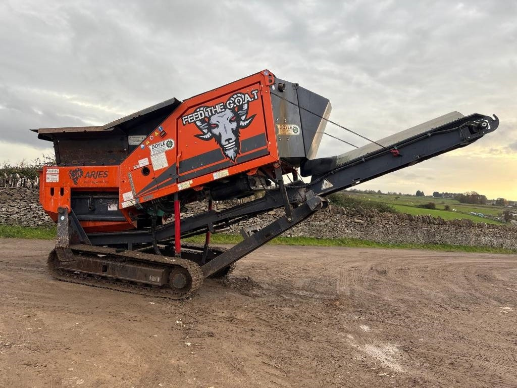 Arjes 250 Evo - Concasor mobil: Foto 2 Arjes 250 Evo - Concasor mobil: Foto 2