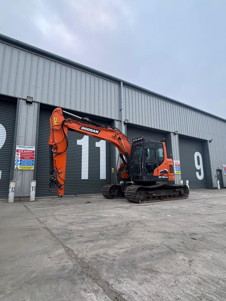 Doosan DX140LCR - Excavator pe şenile: Foto 1 Doosan DX140LCR - Excavator pe şenile: Foto 1