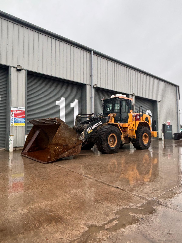 Hyundai HL960AHDXT - Încărcător frontal pe pneuri: Foto 1 Hyundai HL960AHDXT - Încărcător frontal pe pneuri: Foto 1