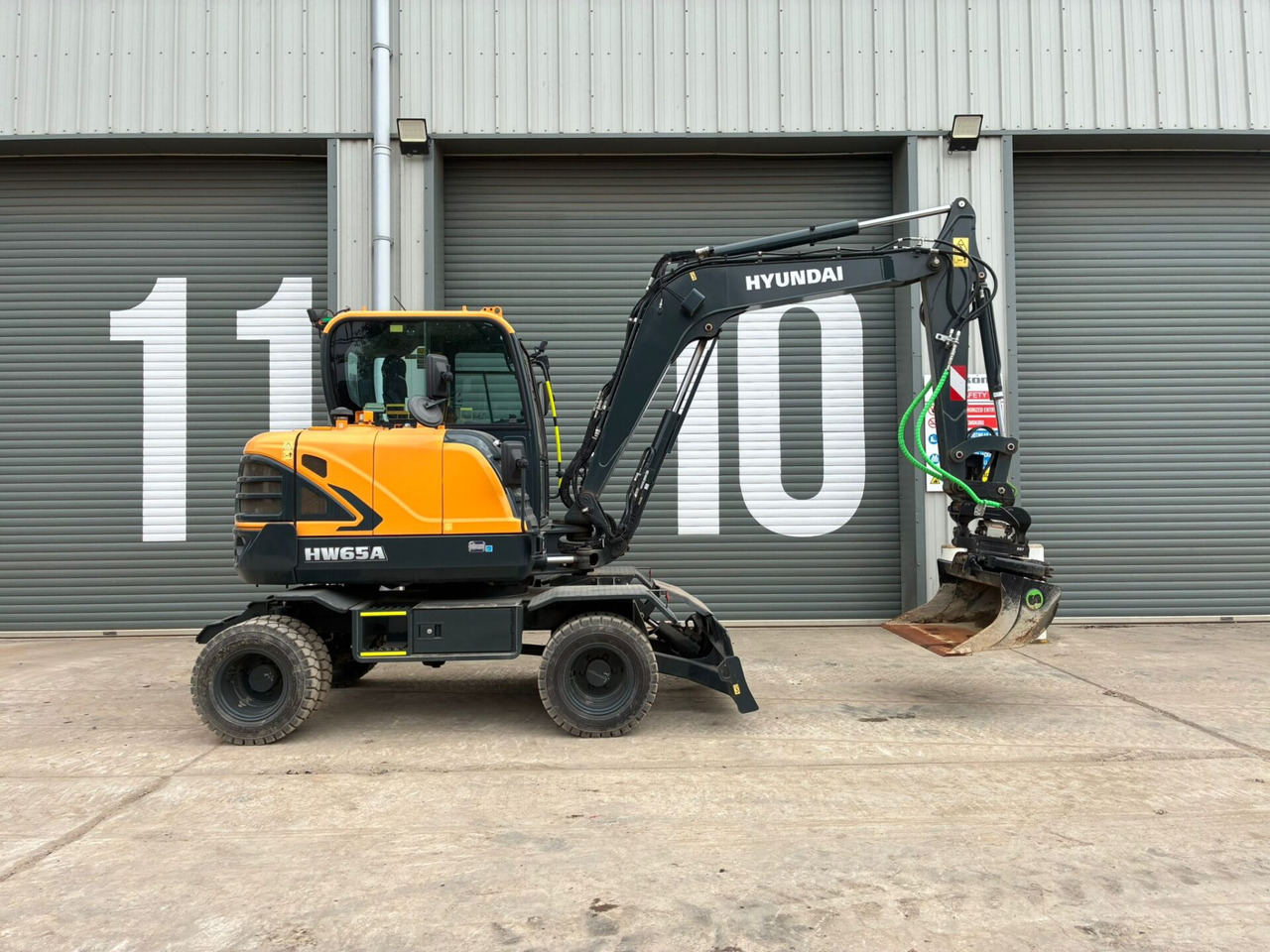 Hyundai HW65AH Ex Demo - Excavator pe roţi: Foto 5 Hyundai HW65AH Ex Demo - Excavator pe roţi: Foto 5