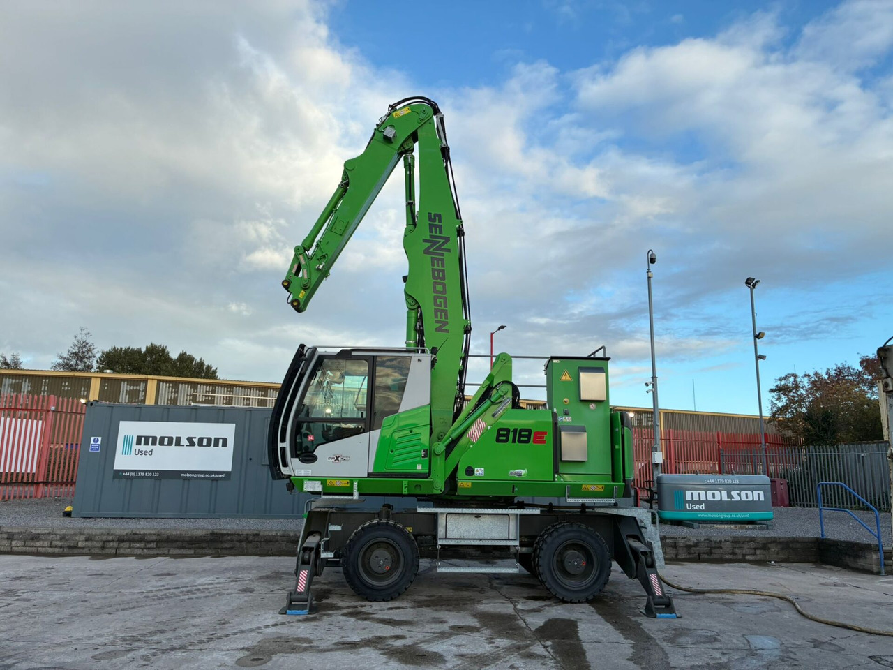 Sennebogen 818E Electric - Excavator pentru manipulare de materiale: Foto 2 Sennebogen 818E Electric - Excavator pentru manipulare de materiale: Foto 2