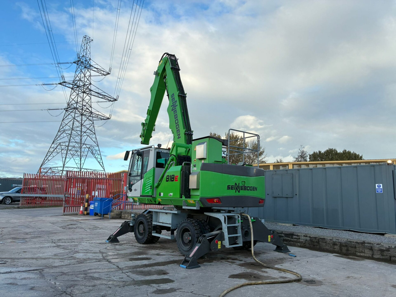 Sennebogen 818E Electric - Excavator pentru manipulare de materiale: Foto 3 Sennebogen 818E Electric - Excavator pentru manipulare de materiale: Foto 3