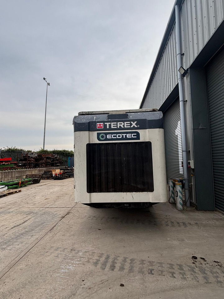 Terex TDS820 - Tocător deșeuri: Foto 4 Terex TDS820 - Tocător deșeuri: Foto 4