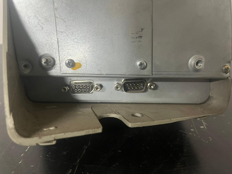 Liebherr DISP02-R5.2 - Tablou de bord: Foto 3 Liebherr DISP02-R5.2 - Tablou de bord: Foto 3