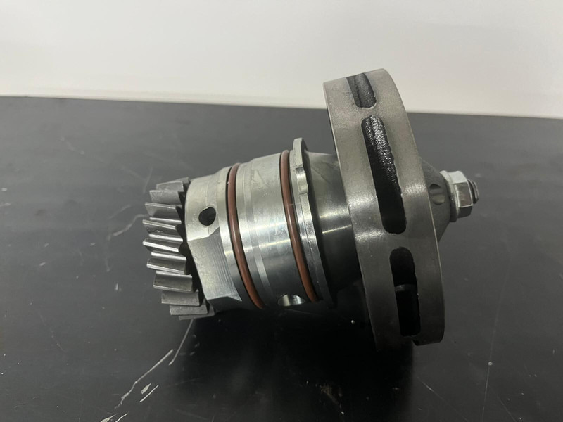 Liebherr - Pompă de lichid de răcire: Foto 1 Liebherr - Pompă de lichid de răcire: Foto 1