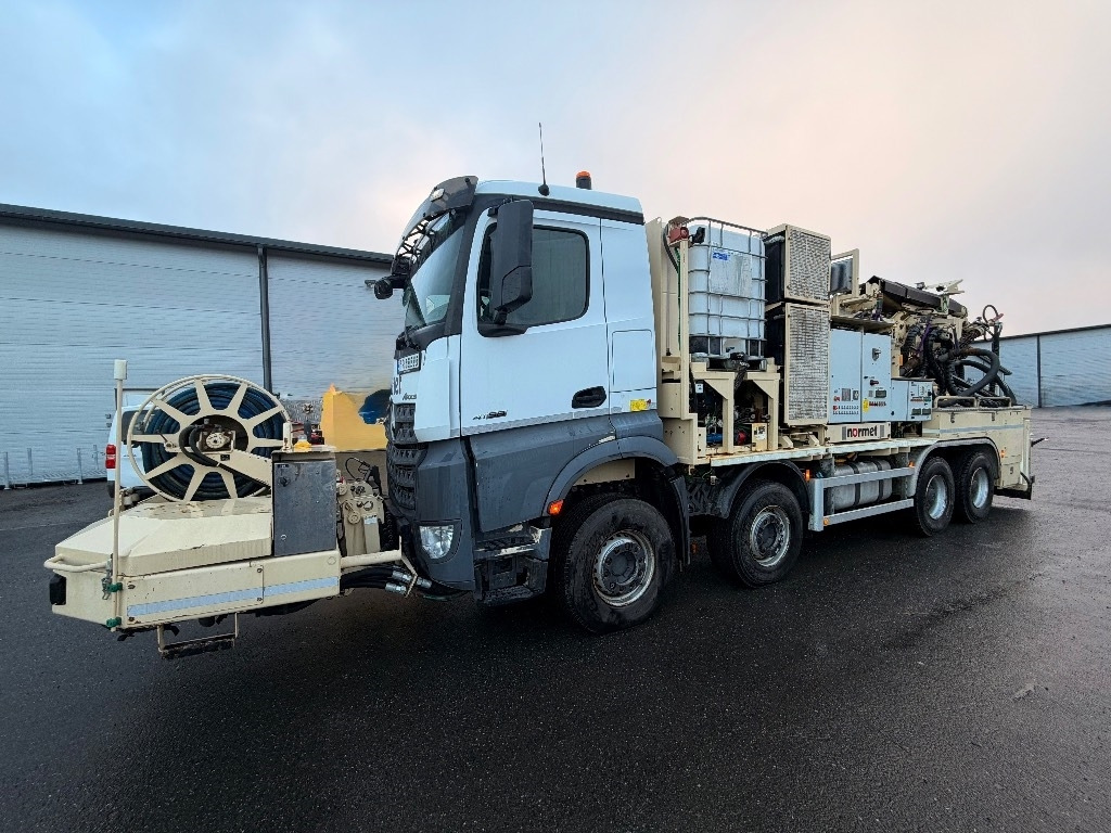 Normet NORRUNNER Concrete Sprayer - Maşina de forat tuneluri: Foto 3 Normet NORRUNNER Concrete Sprayer - Maşina de forat tuneluri: Foto 3