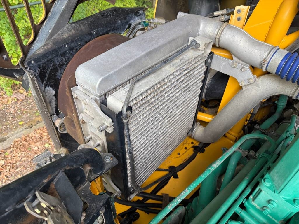 Camion articulat Volvo A25D: Foto 16