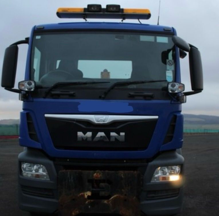 MAN Tgs 26.360 6x4 wywrotka piaskarka pług e6 euro6 - Camion basculantă: Foto 4 MAN Tgs 26.360 6x4 wywrotka piaskarka pług e6 euro6 - Camion basculantă: Foto 4