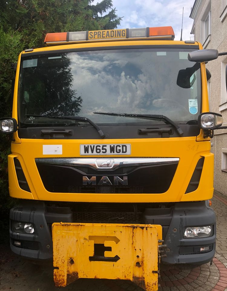 MAN TGM 26.290 piaskarka solarka schmidt 6x4 euro6 - Maşina comunala, Camion: Foto 3 MAN TGM 26.290 piaskarka solarka schmidt 6x4 euro6 - Maşina comunala, Camion: Foto 3