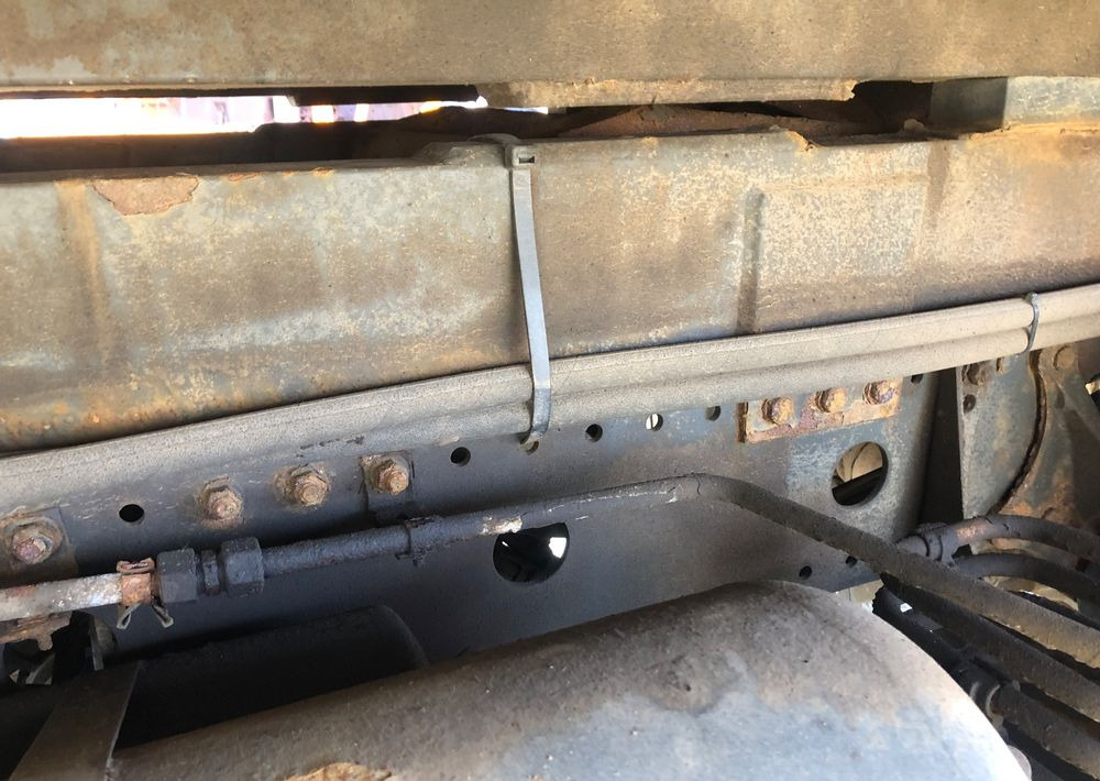 Mercedes-Benz Atego 1324 4x4 wywrotka piaskarka solarka - Camion basculantă: Foto 2 Mercedes-Benz Atego 1324 4x4 wywrotka piaskarka solarka - Camion basculantă: Foto 2