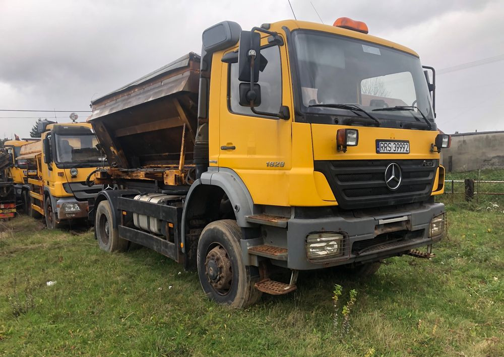 Mercedes-Benz Mercedes Axor 4x4 2006 1829 piaskarka solarka rama - Utilaj deszăpezire: Foto 2 Mercedes-Benz Mercedes Axor 4x4 2006 1829 piaskarka solarka rama - Utilaj deszăpezire: Foto 2