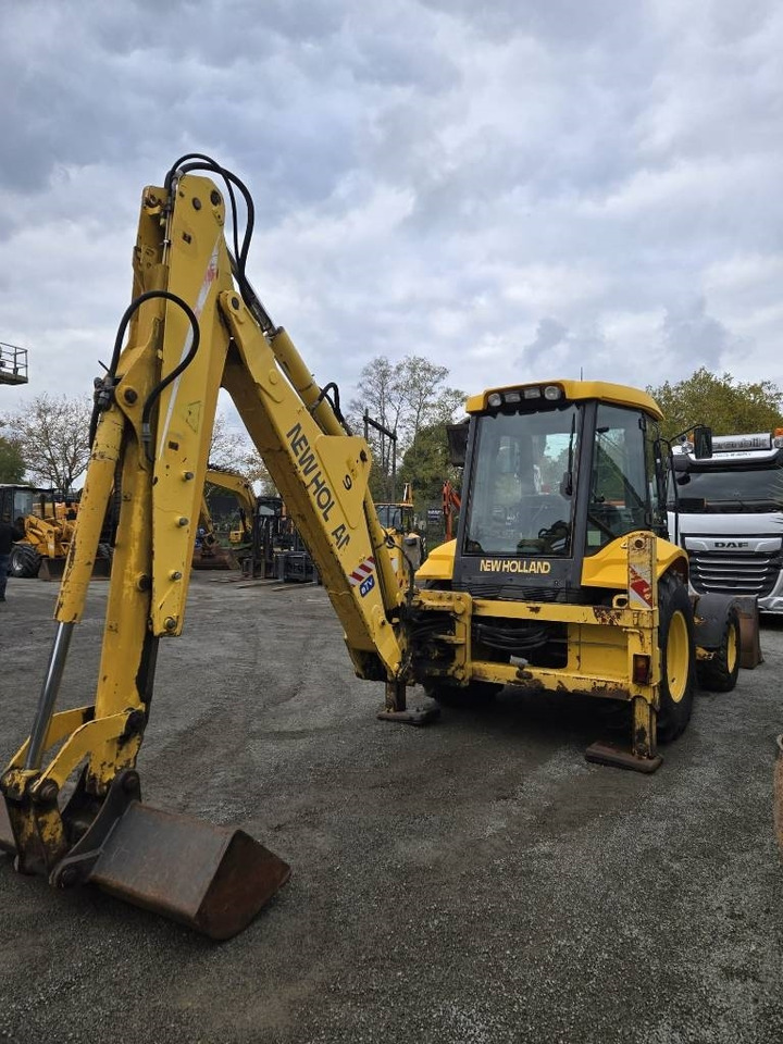 New Holland LB 95 B-4 PT - Buldoexcavator: Foto 5 New Holland LB 95 B-4 PT - Buldoexcavator: Foto 5