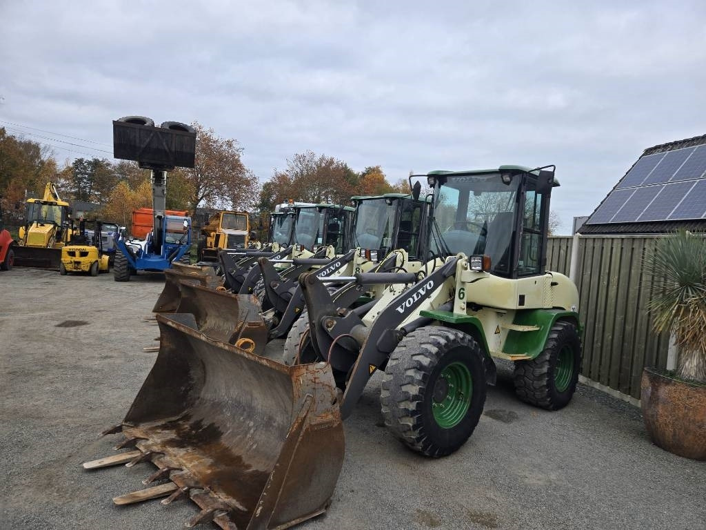 Volvo L 30 B - Încărcător frontal pe pneuri: Foto 2 Volvo L 30 B - Încărcător frontal pe pneuri: Foto 2