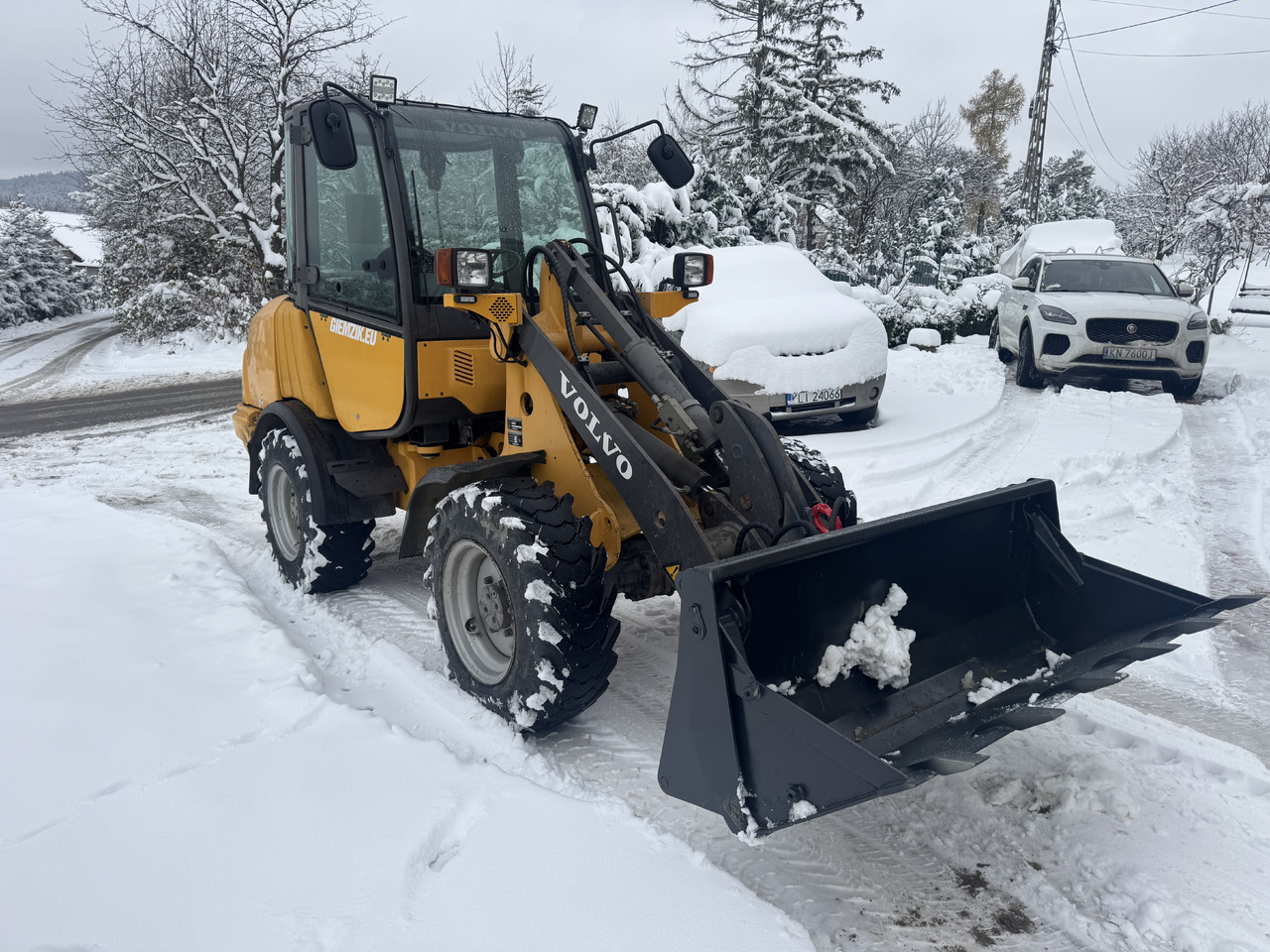 Volvo L20B L20 5t low mth - Încărcător frontal pe pneuri: Foto 4 Volvo L20B L20 5t low mth - Încărcător frontal pe pneuri: Foto 4