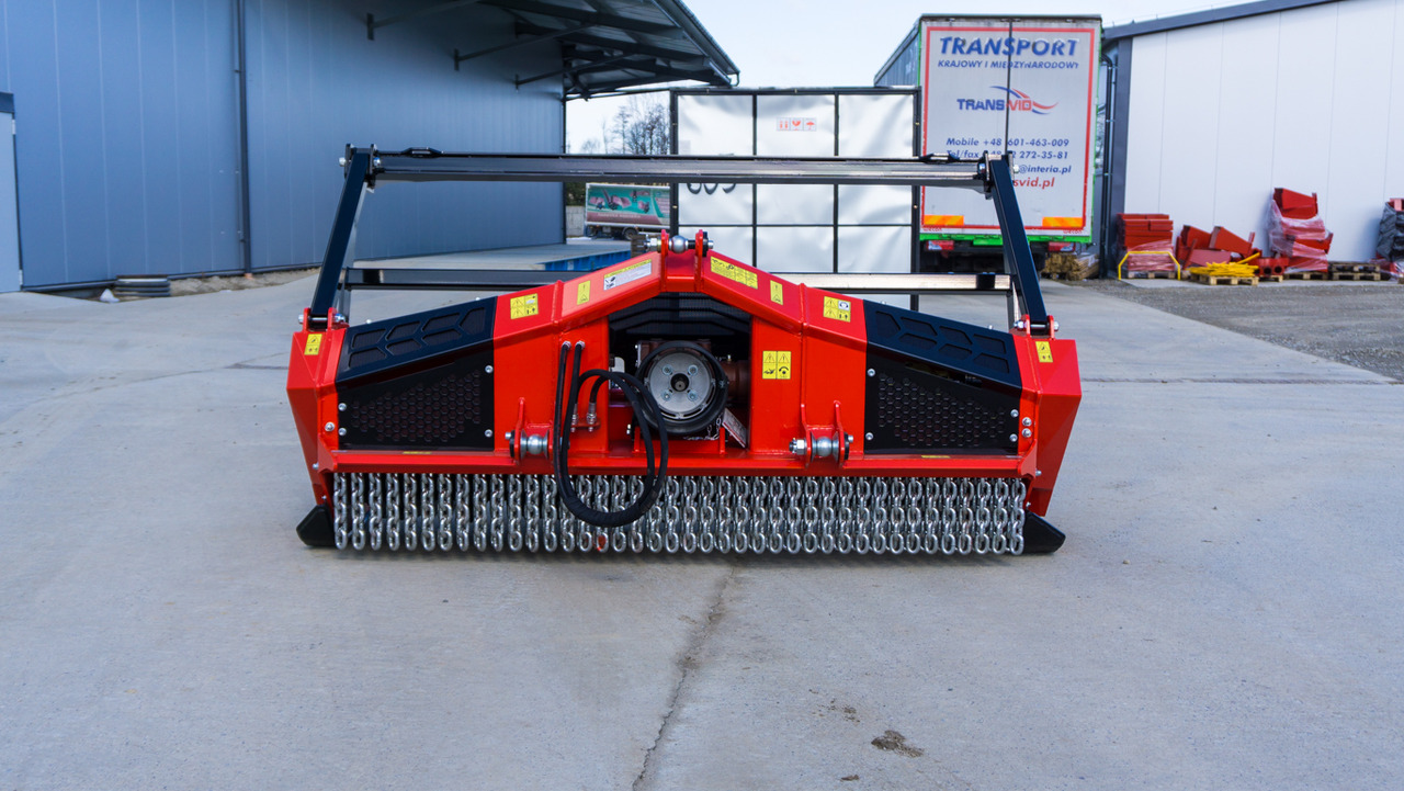 REMET F3-200 - Tocător forestier: Foto 2 REMET F3-200 - Tocător forestier: Foto 2