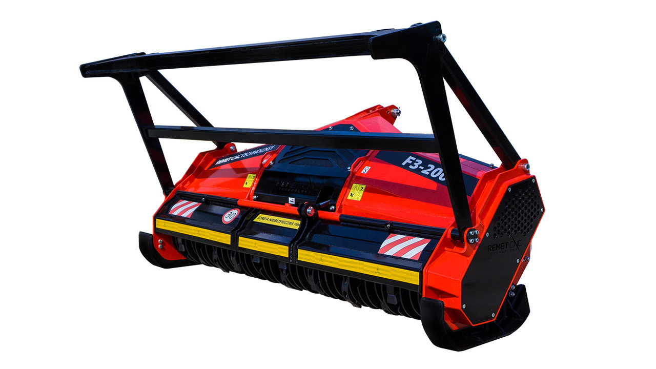 REMET F3-200 - Tocător forestier: Foto 1 REMET F3-200 - Tocător forestier: Foto 1