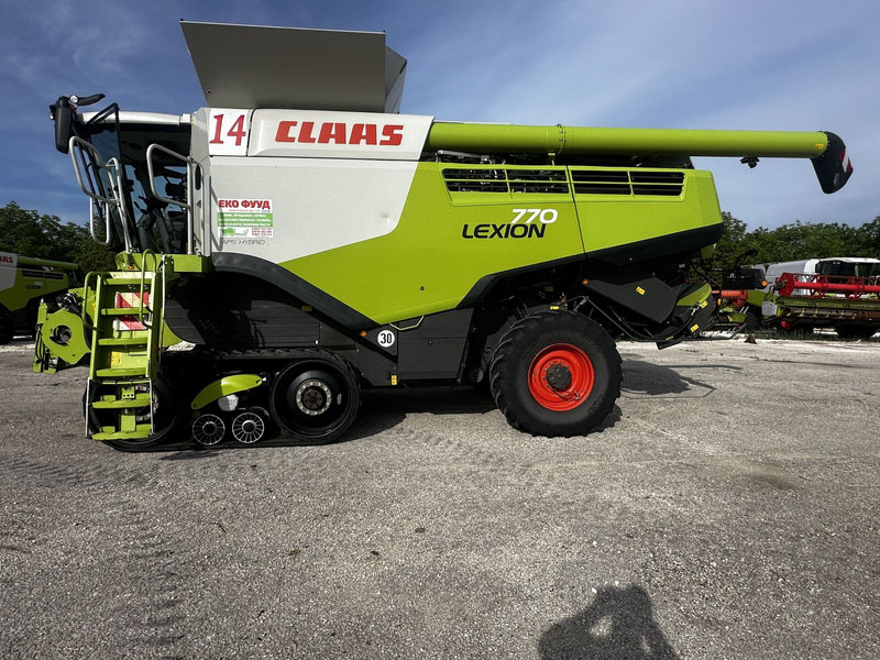 Claas Lexion 770 TT 4X4 CEMOS - Combină de recoltat cereale: Foto 2 Claas Lexion 770 TT 4X4 CEMOS - Combină de recoltat cereale: Foto 2
