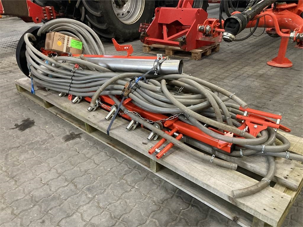 Kuhn TF FORDELERHOVE - Maşină agricole pentru semanat: Foto 2 Kuhn TF FORDELERHOVE - Maşină agricole pentru semanat: Foto 2