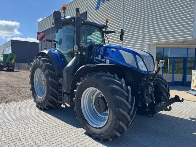 New Holland T7.315 HD AC NEW GEN - Tractor agricol: Foto 2 New Holland T7.315 HD AC NEW GEN - Tractor agricol: Foto 2