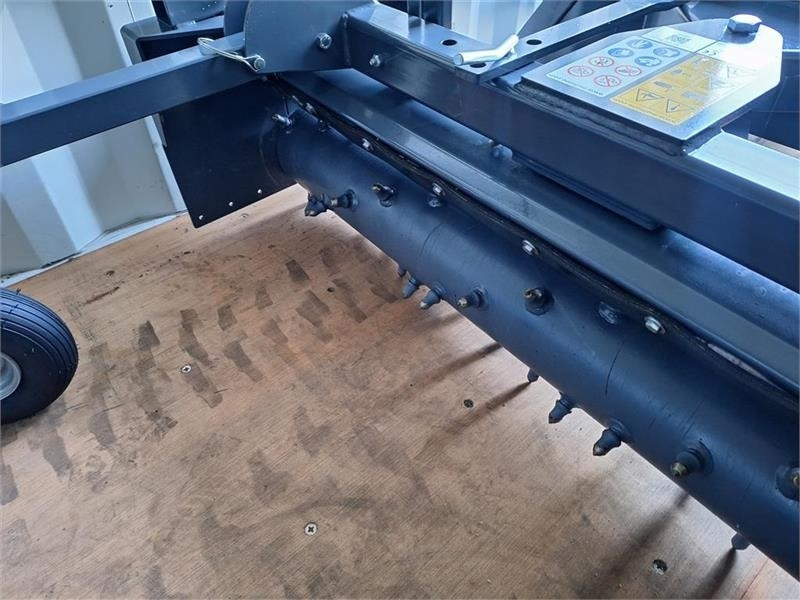 Multione Powerrake - Ataşament pentru Utilaje constructii: Foto 3 Multione Powerrake - Ataşament pentru Utilaje constructii: Foto 3