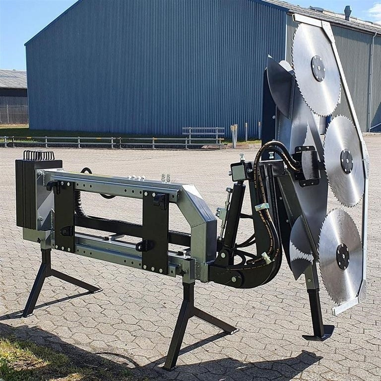 Dk-Tec - Tocător resturi vegetale/ Mulcer: Foto 2 Dk-Tec - Tocător resturi vegetale/ Mulcer: Foto 2