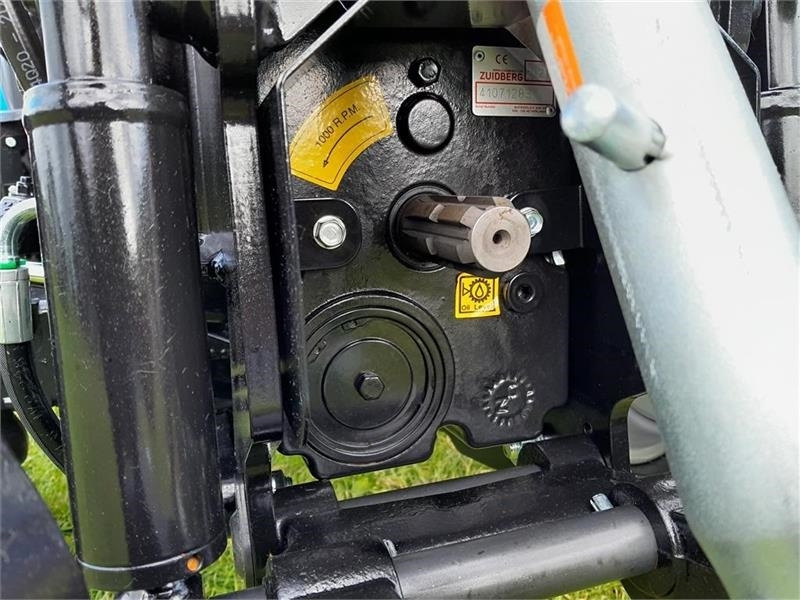 Tractor mic Solis 26 hst frontlift: Foto 7 Tractor mic Solis 26 hst frontlift: Foto 7