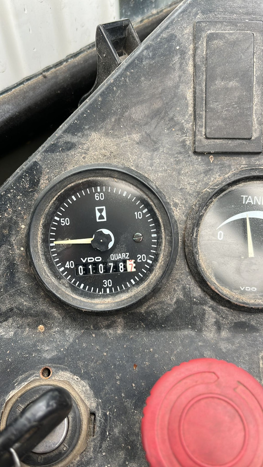 VALMET TD1612 SX 1620 - Stivuitor diesel: Foto 5 VALMET TD1612 SX 1620 - Stivuitor diesel: Foto 5