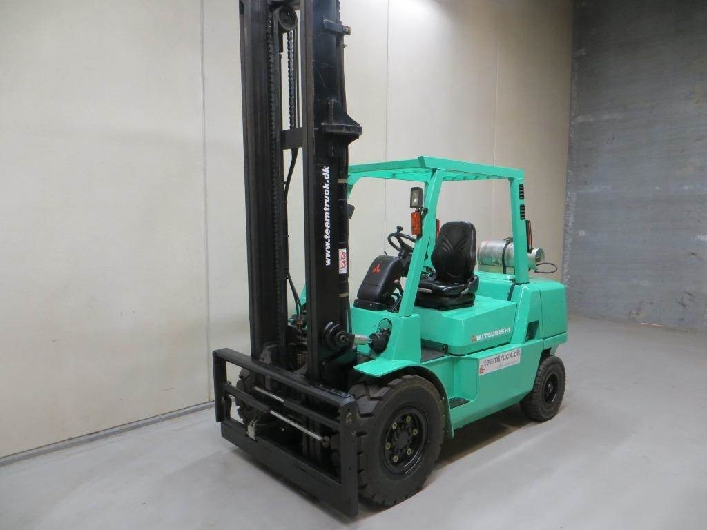 Mitsubishi FG45K2 - Stivuitor GPL: Foto 3 Mitsubishi FG45K2 - Stivuitor GPL: Foto 3