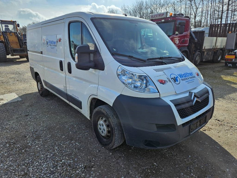 Citroën Jumper 30 2,2 HDi 130 Box - Autoutilitară compactă: Foto 3 Citroën Jumper 30 2,2 HDi 130 Box - Autoutilitară compactă: Foto 3