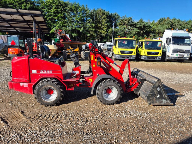 Schäffer 2345 (Bucket/Forks) - Mini încărcător pe şenile: Foto 5 Schäffer 2345 (Bucket/Forks) - Mini încărcător pe şenile: Foto 5