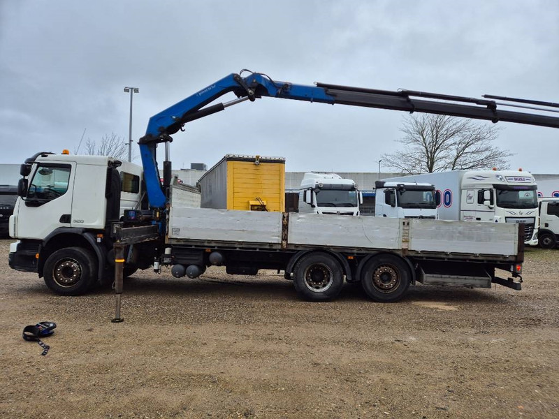 Volvo FE320 6x2/4 // HMF2120 K5 // - Camion cu macara: Foto 3 Volvo FE320 6x2/4 // HMF2120 K5 // - Camion cu macara: Foto 3