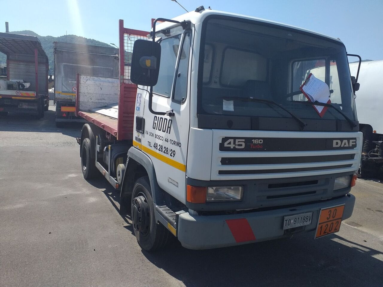 DAF AE 45 - Camion basculantă: Foto 2 DAF AE 45 - Camion basculantă: Foto 2