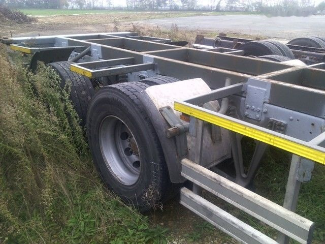 Volvo FH 12.420 GLOBTROTTER - Camion transport containere/ Swap body: Foto 4 Volvo FH 12.420 GLOBTROTTER - Camion transport containere/ Swap body: Foto 4