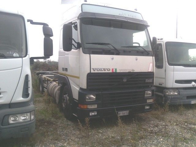 Volvo FH 12.420 GLOBTROTTER - Camion transport containere/ Swap body: Foto 2 Volvo FH 12.420 GLOBTROTTER - Camion transport containere/ Swap body: Foto 2