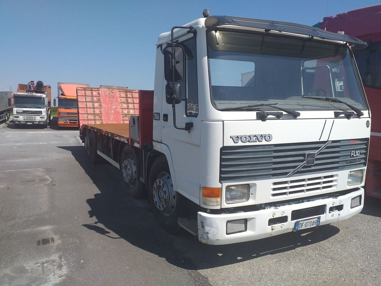 Volvo FL 10.320 - Camion platformă: Foto 2 Volvo FL 10.320 - Camion platformă: Foto 2