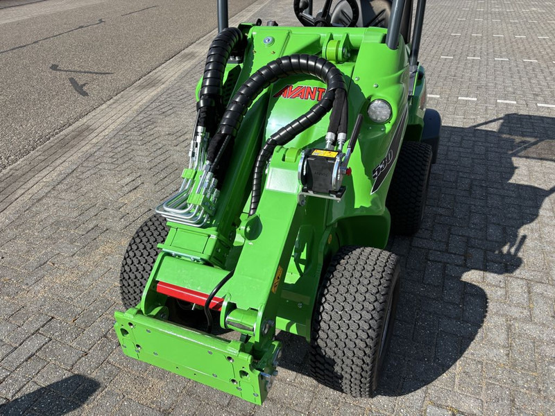 Avant 530 TDL - Încărcător frontal pe pneuri: Foto 5 Avant 530 TDL - Încărcător frontal pe pneuri: Foto 5