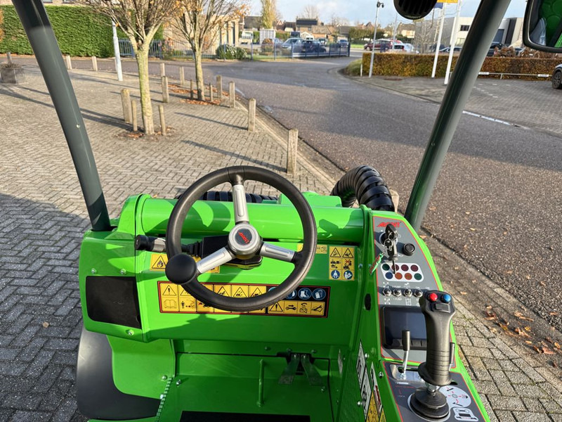 Avant 860i TDL+ în leasing Avant 860i TDL+: Foto 10 Avant 860i TDL+ în leasing Avant 860i TDL+: Foto 10