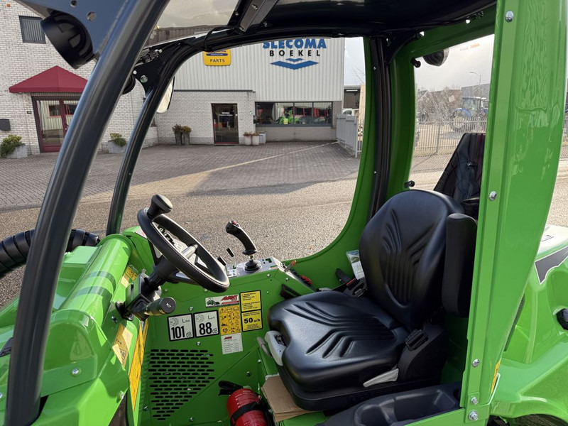 Avant 860i TDL+ - Încărcător frontal pe pneuri: Foto 5 Avant 860i TDL+ - Încărcător frontal pe pneuri: Foto 5