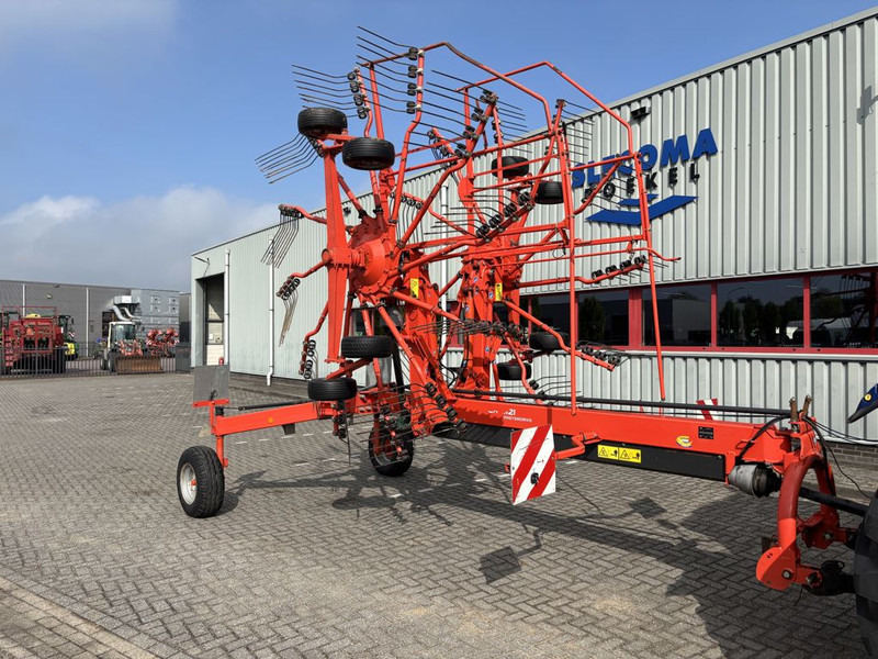 Kuhn GA8121 Cirkelhark - Maşină de întors fânul: Foto 4 Kuhn GA8121 Cirkelhark - Maşină de întors fânul: Foto 4