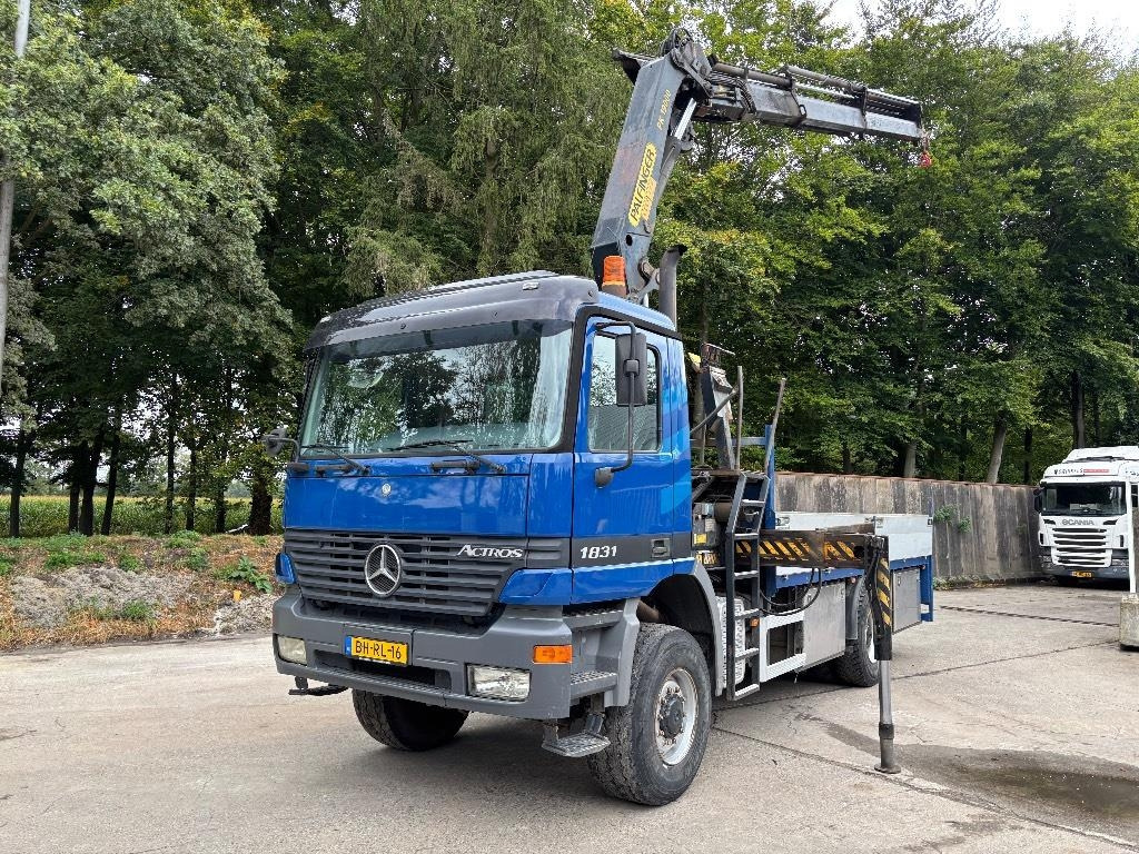 Mercedes-Benz Actros 1831/ 4x4 / Palfinger PK19000 Crane - Camion cu macara: Foto 5 Mercedes-Benz Actros 1831/ 4x4 / Palfinger PK19000 Crane - Camion cu macara: Foto 5