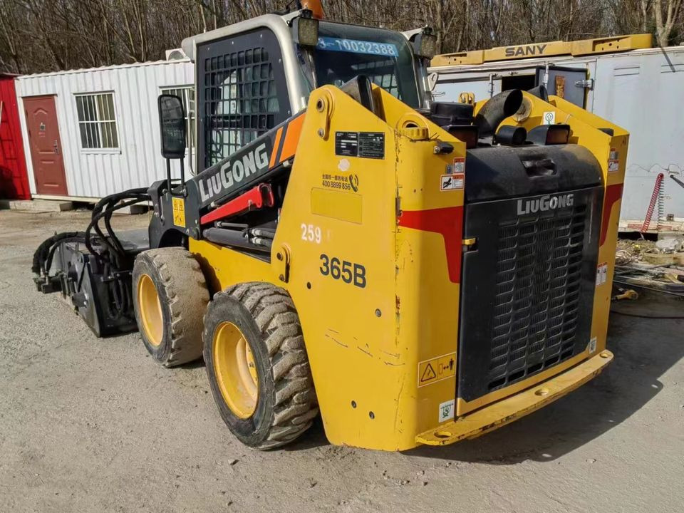 2021 LG365B Used Small 4WD Skid Steer Loader with Core Components-Motor Bearing Gearbox Pump Hot Sale - Mini încărcător: Foto 4 2021 LG365B Used Small 4WD Skid Steer Loader with Core Components-Motor Bearing Gearbox Pump Hot Sale - Mini încărcător: Foto 4
