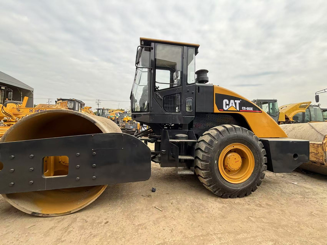 CATERPILLAR CS683E - Compactor: Foto 4 CATERPILLAR CS683E - Compactor: Foto 4