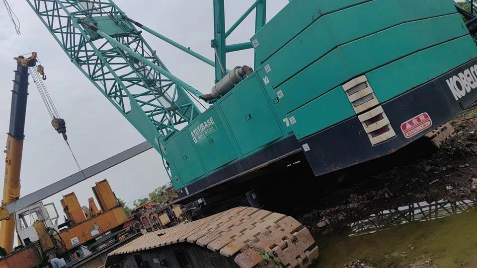 KOBELCO 150TON Crawler Crane for Containers Original Second Hand with Core Components on Sale! - Macara pe senile: Foto 2 KOBELCO 150TON Crawler Crane for Containers Original Second Hand with Core Components on Sale! - Macara pe senile: Foto 2