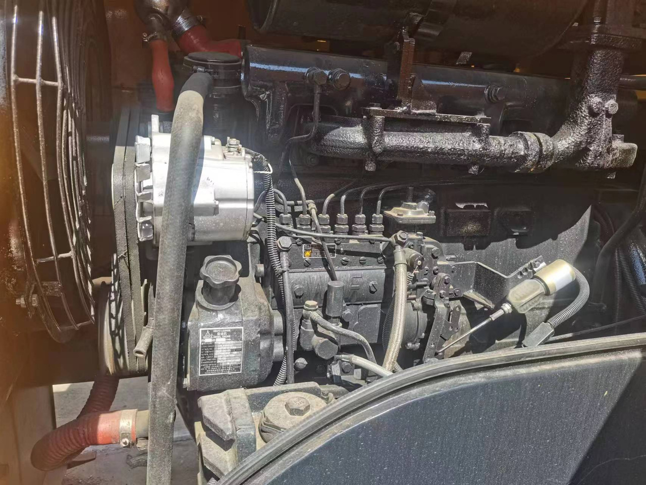 LIUGONG 836 - Încărcător frontal pe pneuri: Foto 4 LIUGONG 836 - Încărcător frontal pe pneuri: Foto 4