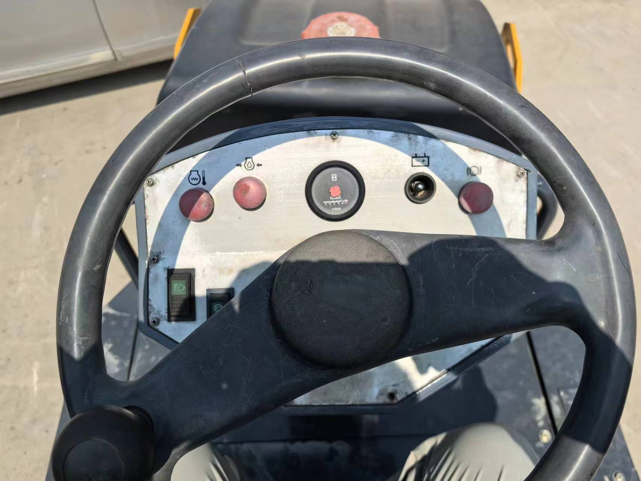 XCMG XMR60E - Cilindru compactor: Foto 5 XCMG XMR60E - Cilindru compactor: Foto 5