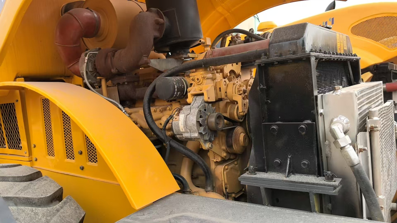 XCMG XS163J - Compactor: Foto 4 XCMG XS163J - Compactor: Foto 4