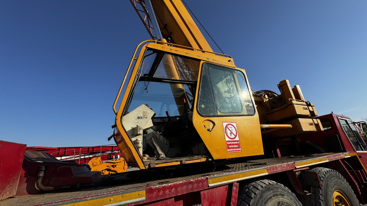 TADANO FAUN RTF 40-3 - Macara tot teren: Foto 3 TADANO FAUN RTF 40-3 - Macara tot teren: Foto 3